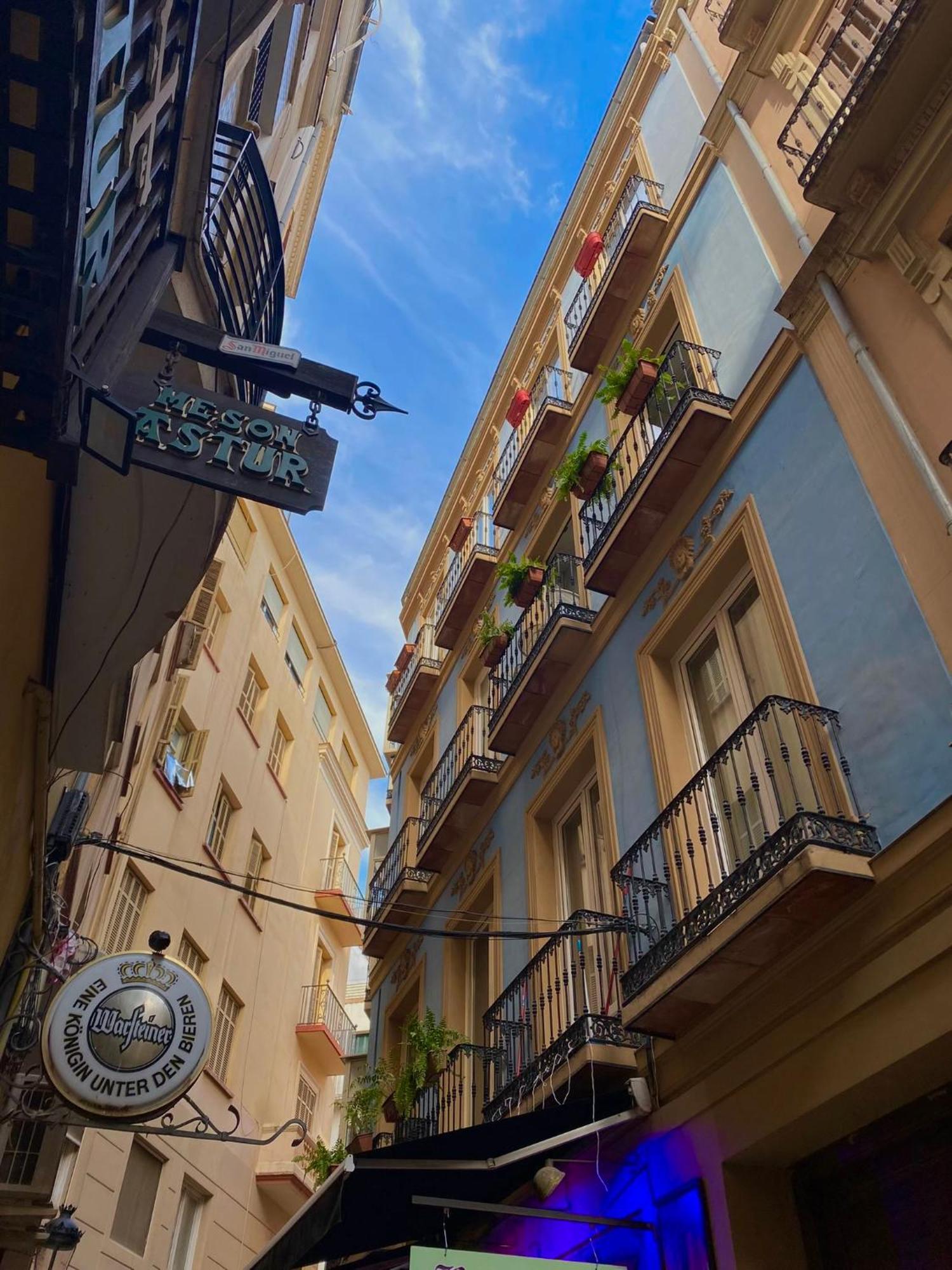 Be Happy Estudio Málaga Exteriör bild